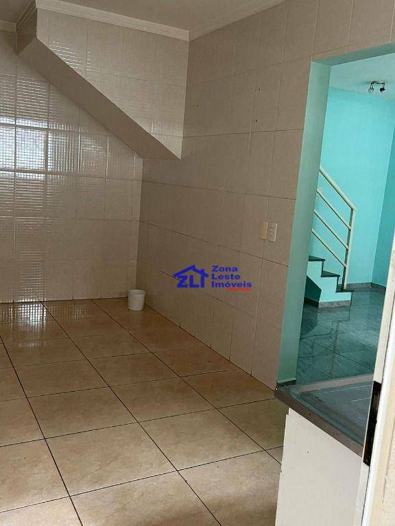 Sobrado à venda com 2 quartos, 124m² - Foto 9