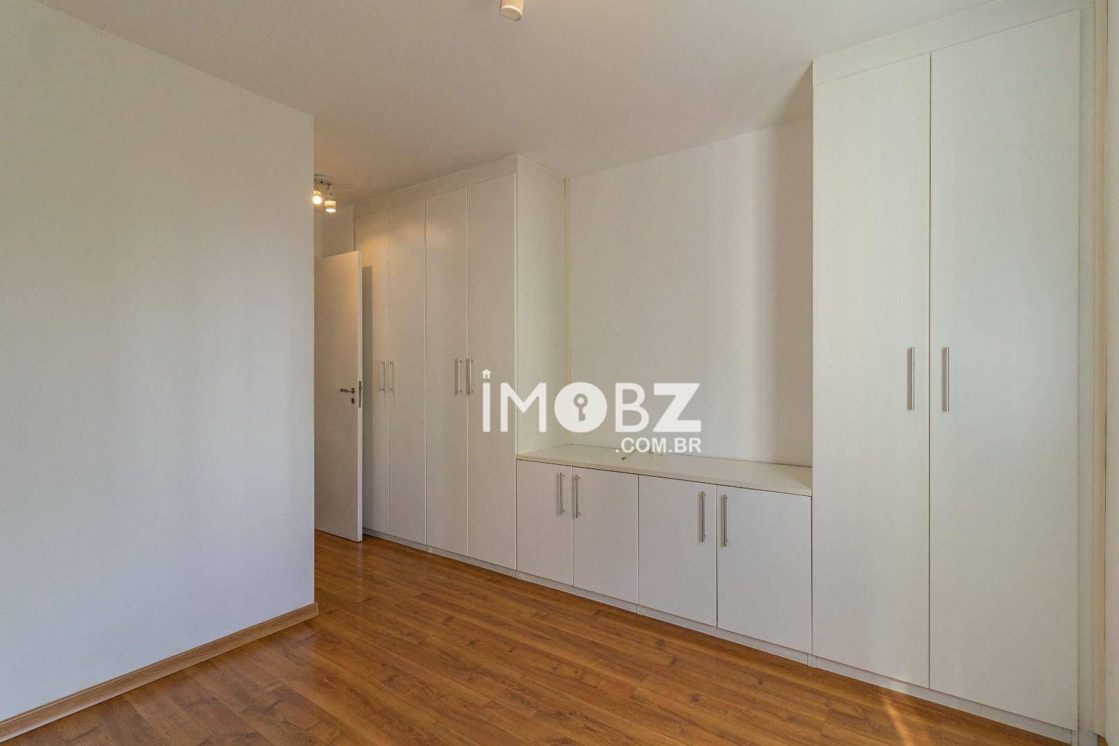 Apartamento à venda com 3 quartos, 107m² - Foto 12