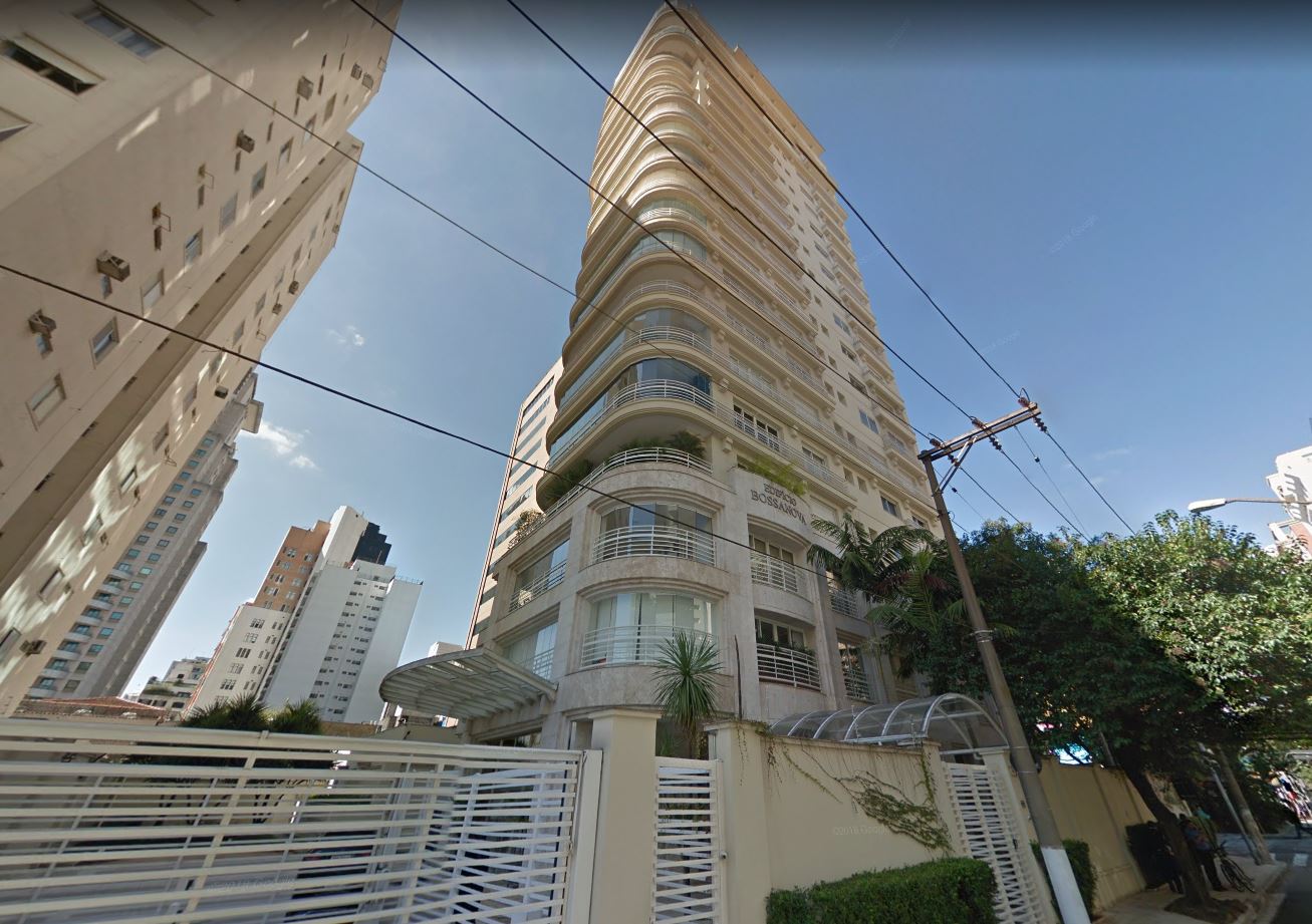 Apartamento à venda com 3 quartos, 290m² - Foto 1