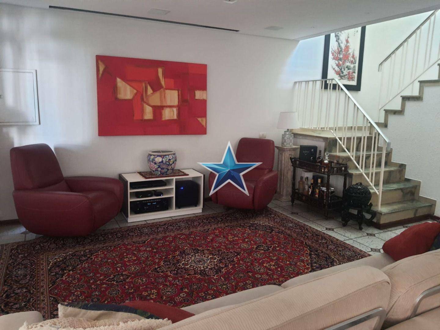 Sobrado à venda com 3 quartos, 263m² - Foto 1