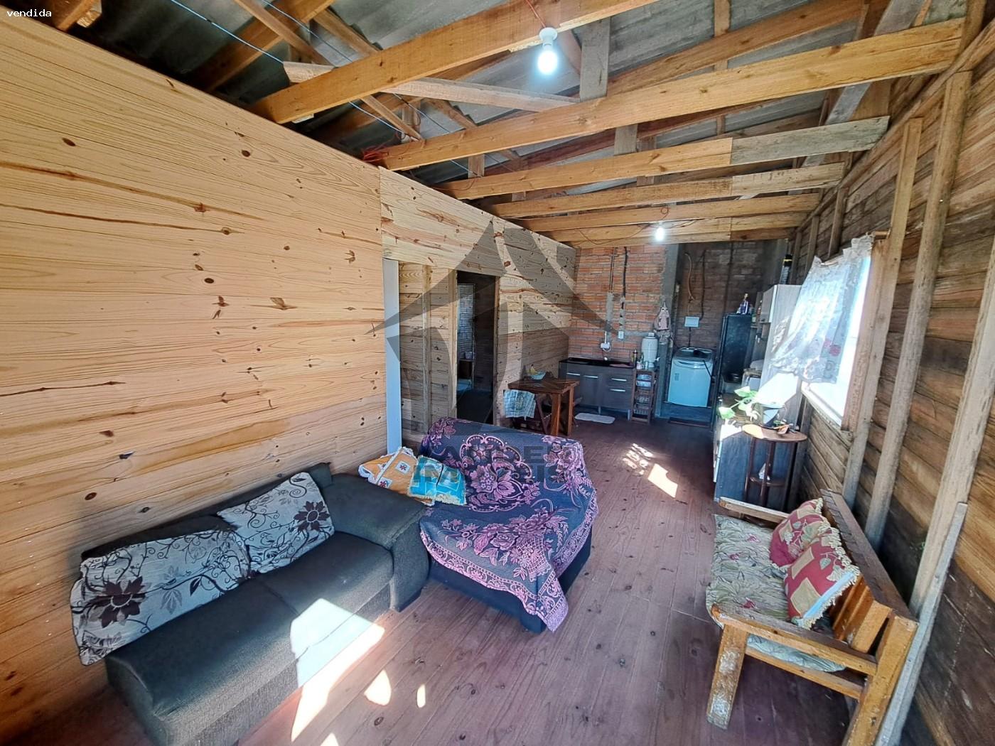 Casa à venda com 2 quartos, 450m² - Foto 4
