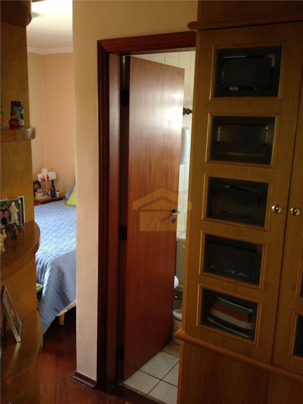 Apartamento à venda com 3 quartos, 96m² - Foto 13