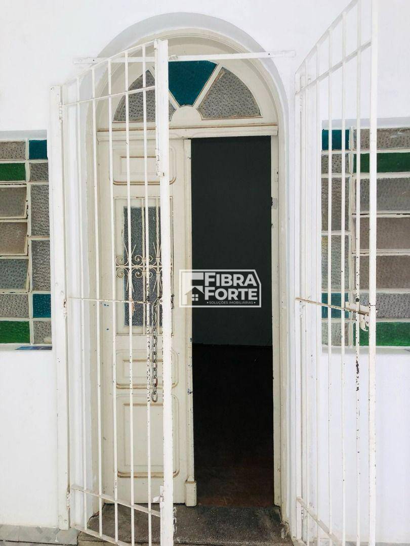 Casa para alugar com 3 quartos, 160m² - Foto 18