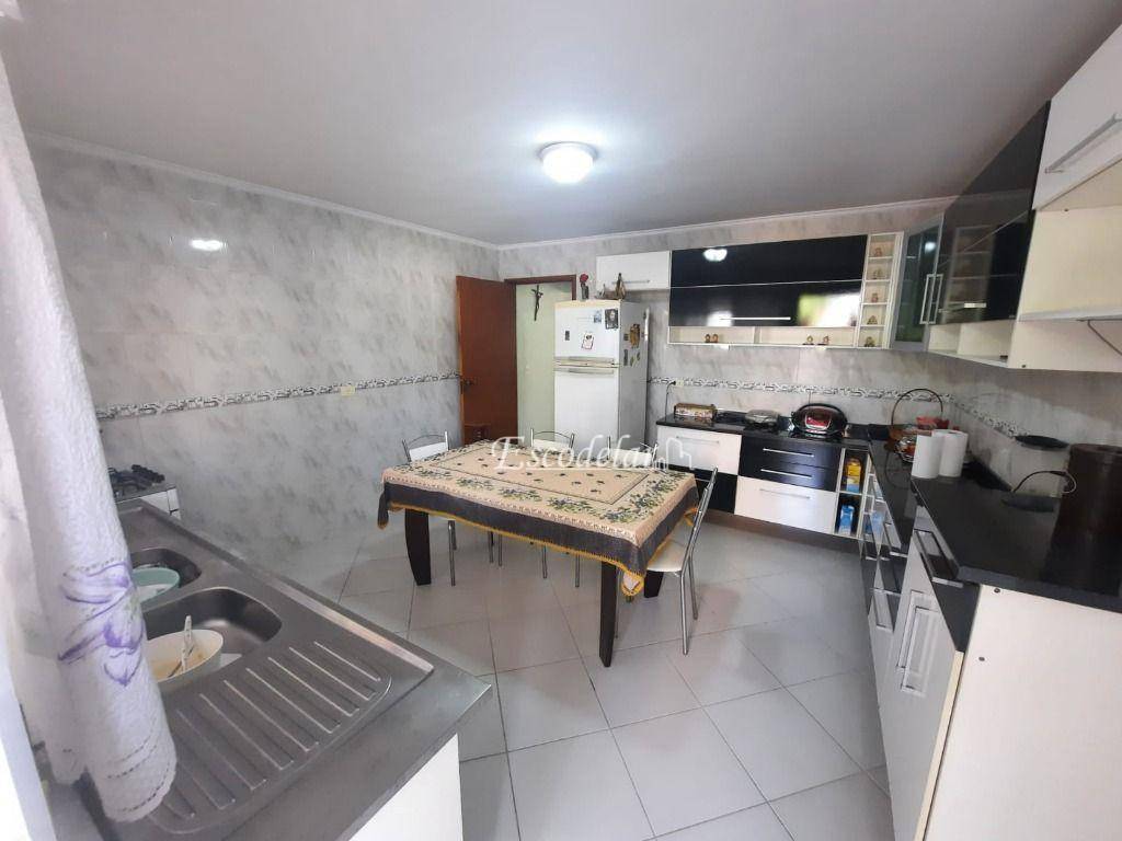 Sobrado à venda com 4 quartos, 225m² - Foto 15