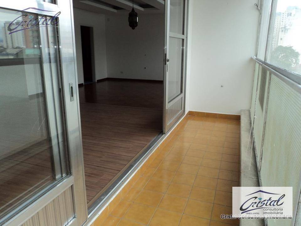 Apartamento à venda com 3 quartos, 203m² - Foto 17