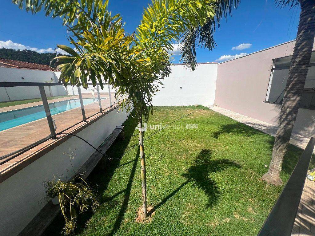 Chácara à venda com 2 quartos, 260m² - Foto 1