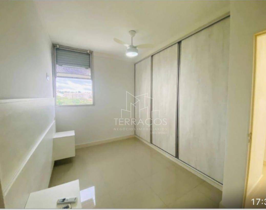 Apartamento à venda com 3 quartos, 72m² - Foto 1