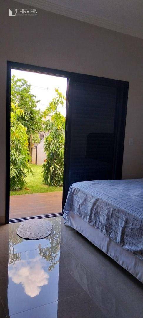 Casa de Condomínio à venda com 3 quartos, 240m² - Foto 14