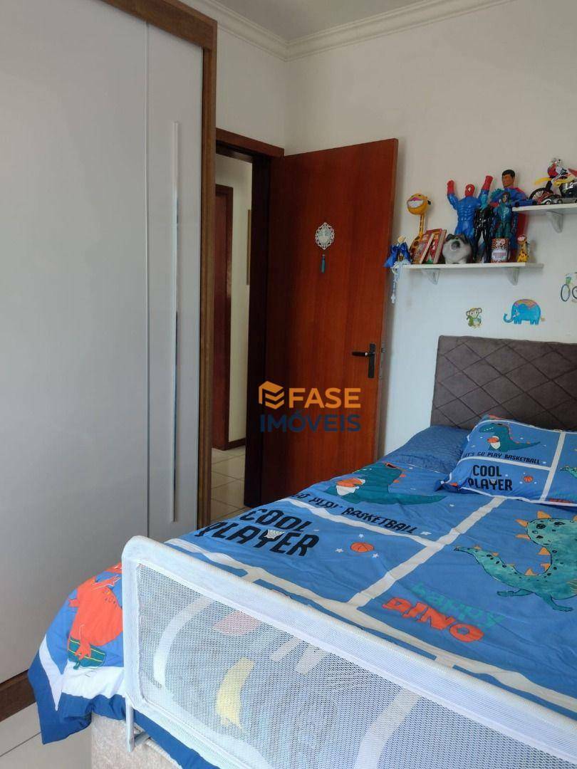 Apartamento à venda com 2 quartos, 77m² - Foto 5