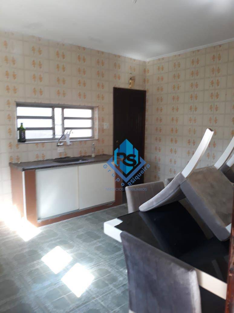 Casa à venda com 3 quartos, 200m² - Foto 6