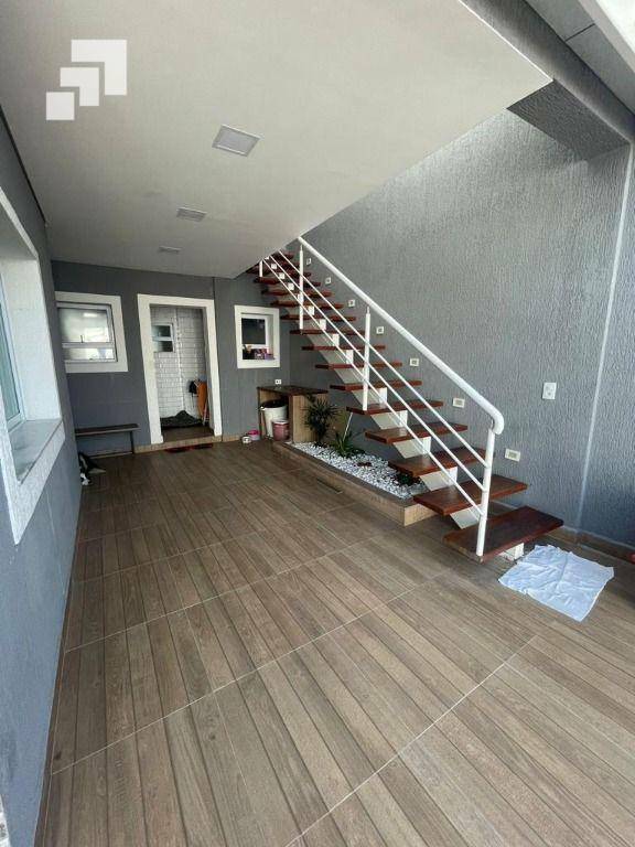 Sobrado à venda com 2 quartos, 145m² - Foto 4