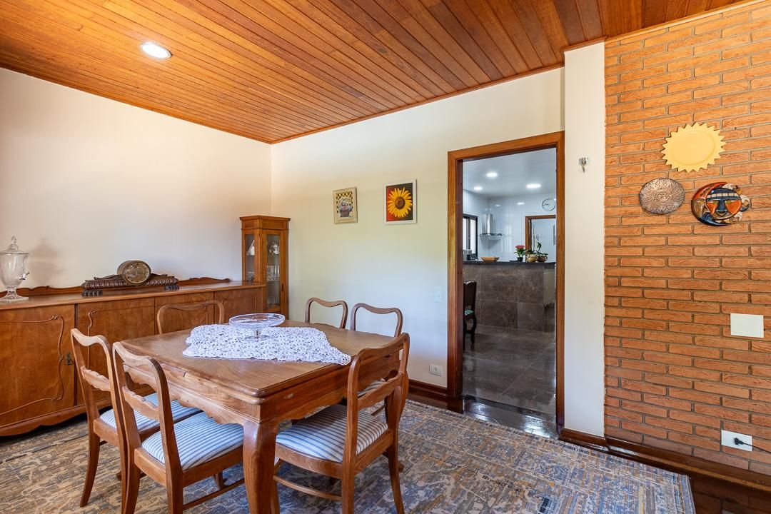 Casa de Condomínio à venda com 4 quartos, 350m² - Foto 15