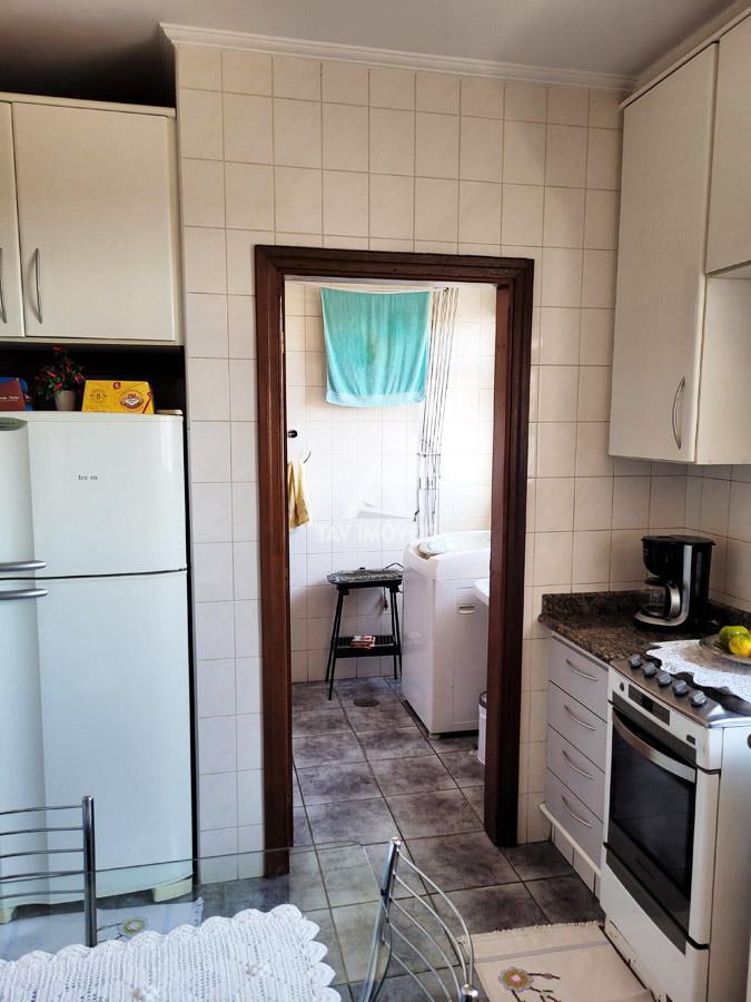 Apartamento à venda com 3 quartos, 81m² - Foto 6