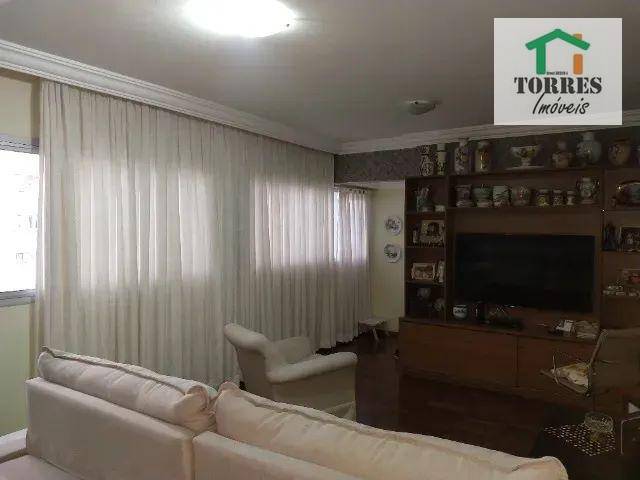 Apartamento à venda com 3 quartos, 120m² - Foto 1