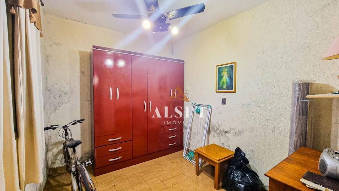 Sobrado à venda com 3 quartos, 220m² - Foto 40