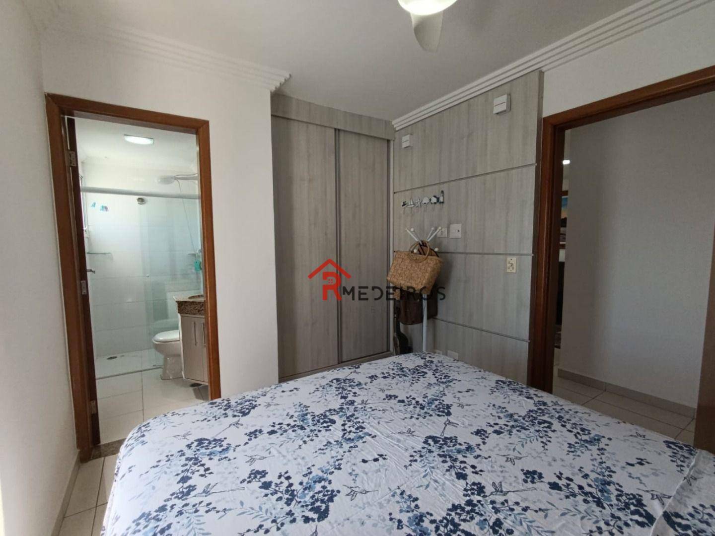 Apartamento à venda com 3 quartos, 123m² - Foto 11