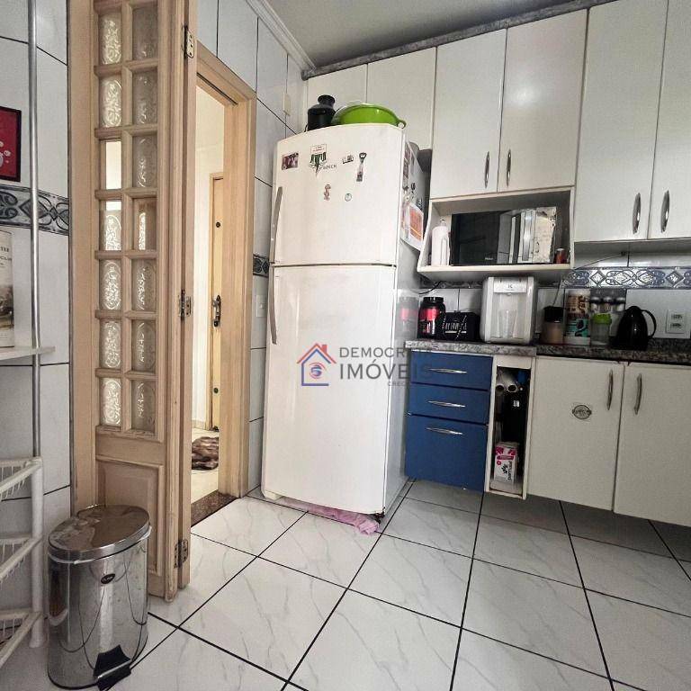 Apartamento à venda com 3 quartos, 63m² - Foto 8