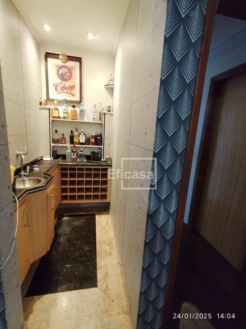 Apartamento à venda com 3 quartos, 130m² - Foto 9