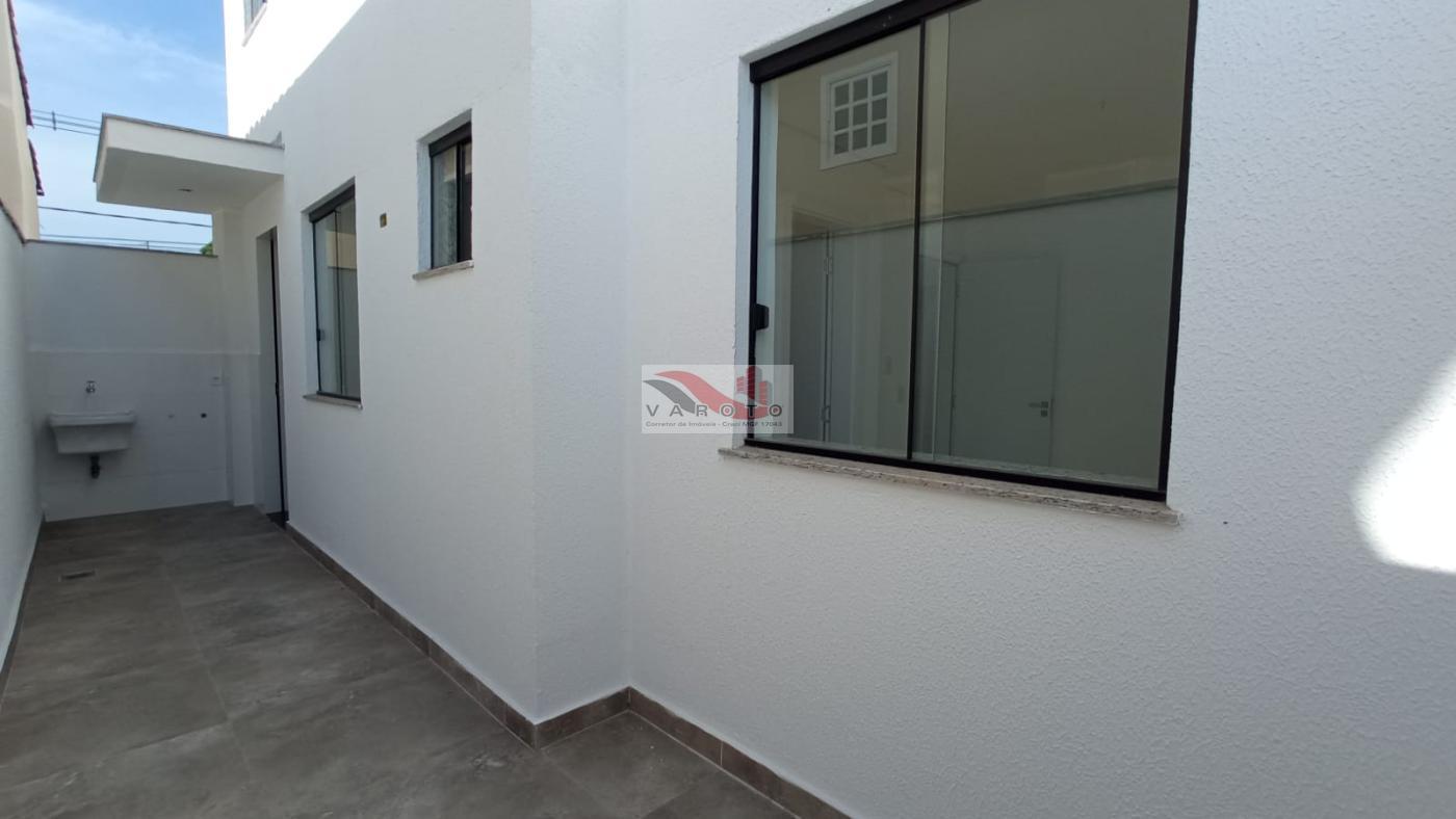 Apartamento à venda com 3 quartos, 30m² - Foto 1