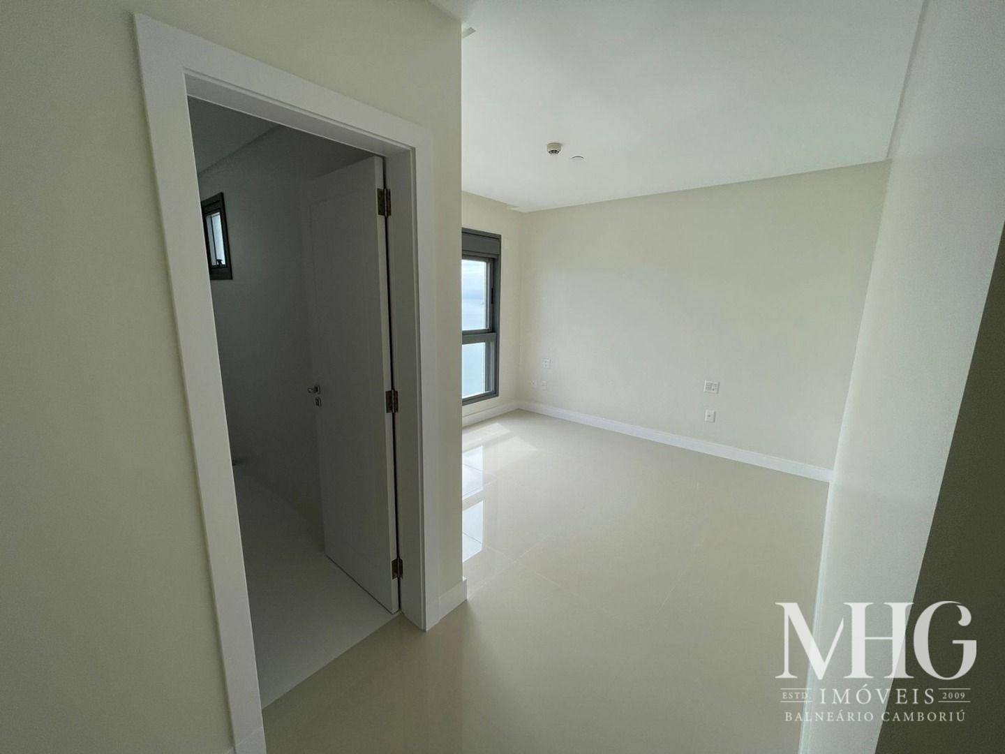 Apartamento à venda com 4 quartos, 182m² - Foto 21