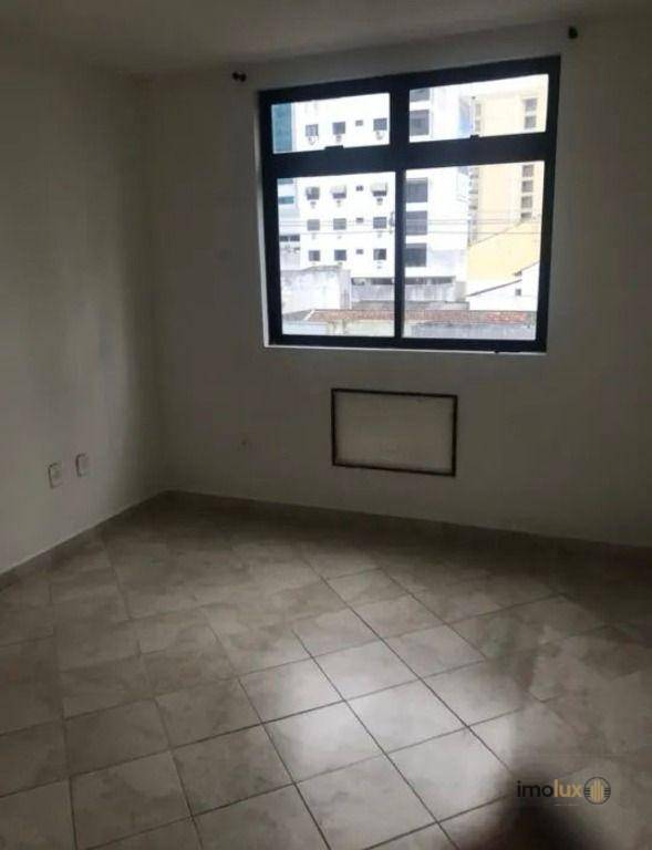 Apartamento à venda com 3 quartos, 90m² - Foto 2