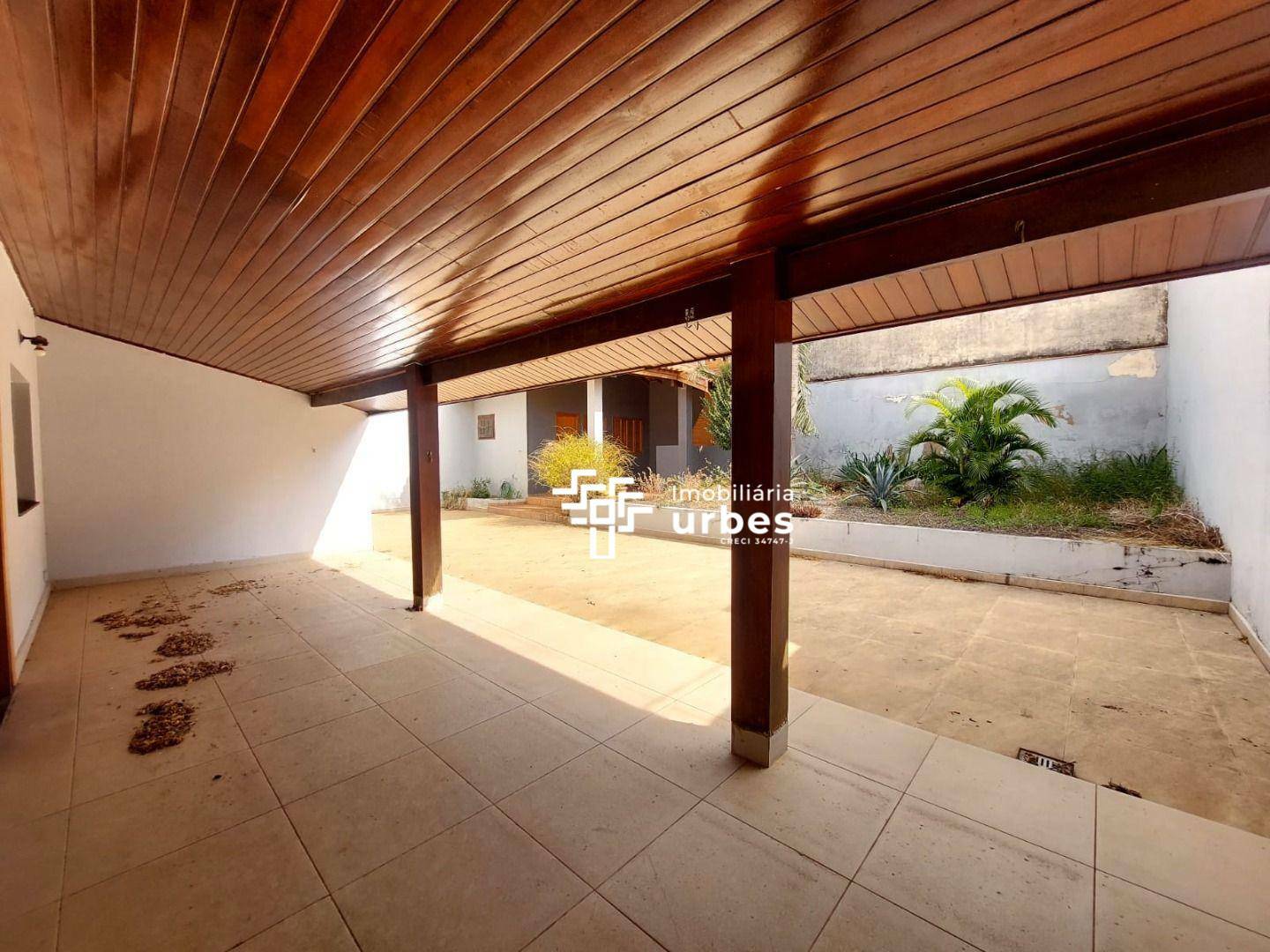 Casa para alugar com 3 quartos, 270m² - Foto 26