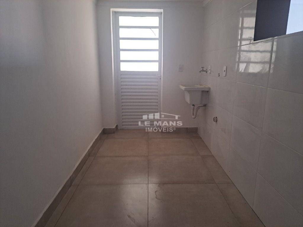 Casa à venda com 3 quartos, 180m² - Foto 20