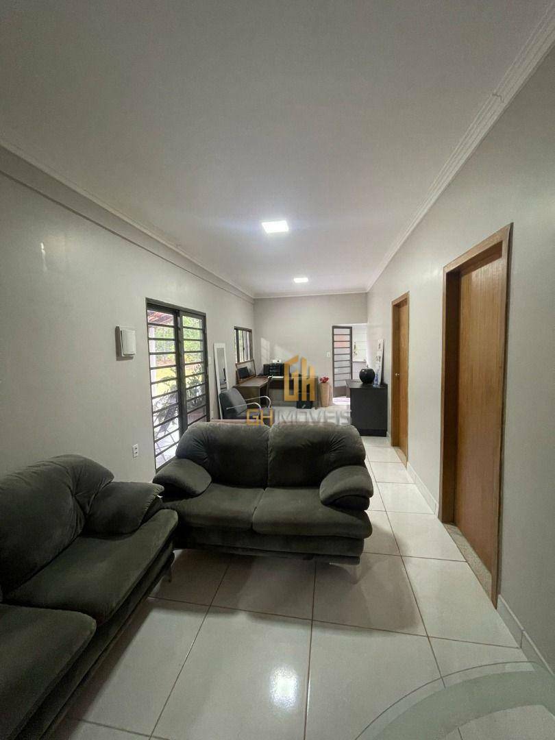 Chácara à venda com 2 quartos, 200m² - Foto 10