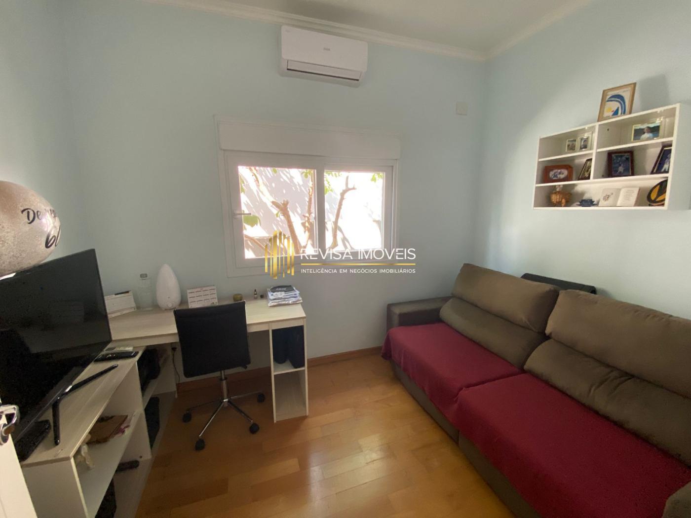 Casa de Condomínio à venda com 4 quartos, 250m² - Foto 24