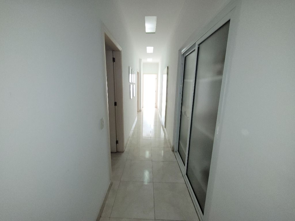 Apartamento à venda com 4 quartos, 184m² - Foto 20