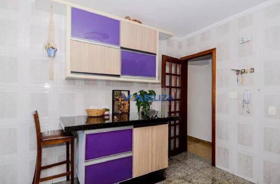 Cobertura à venda com 3 quartos, 220m² - Foto 13