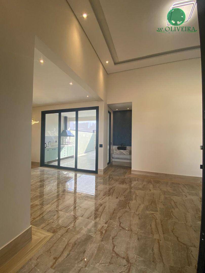 Casa à venda com 3 quartos, 150m² - Foto 2