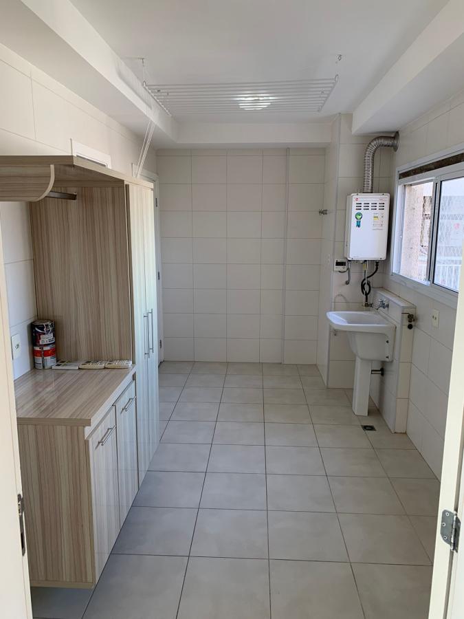 Apartamento para alugar com 4 quartos, 234m² - Foto 29