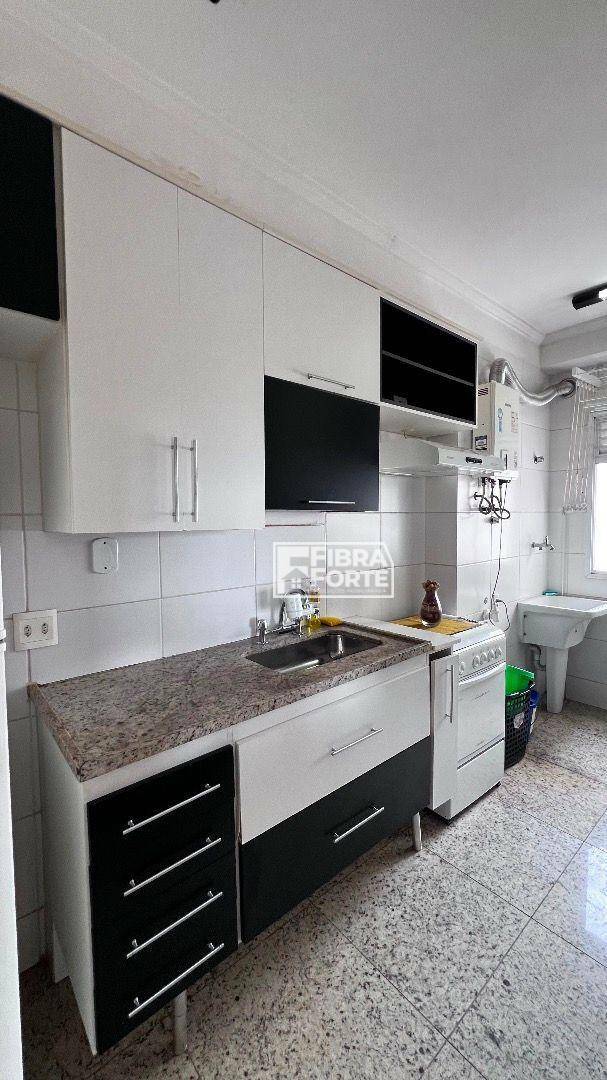 Apartamento para alugar com 3 quartos, 73m² - Foto 6