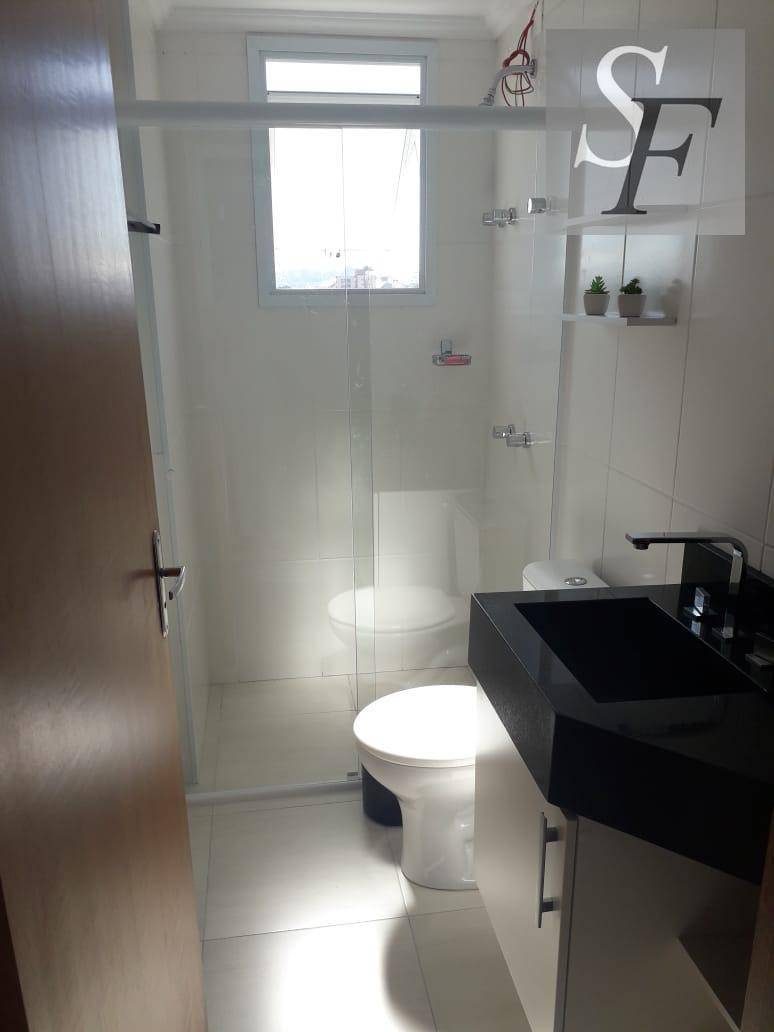 Apartamento à venda com 2 quartos, 64m² - Foto 7