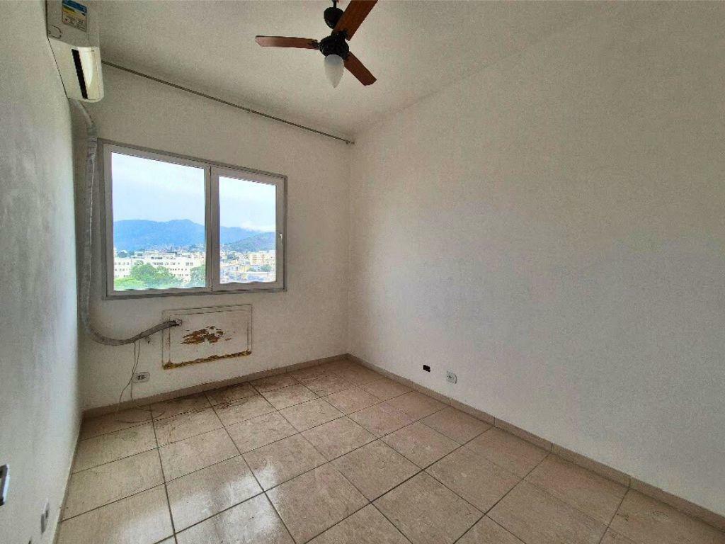 Apartamento à venda com 2 quartos, 70m² - Foto 6