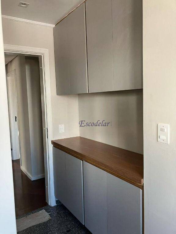 Apartamento à venda com 4 quartos, 159m² - Foto 13