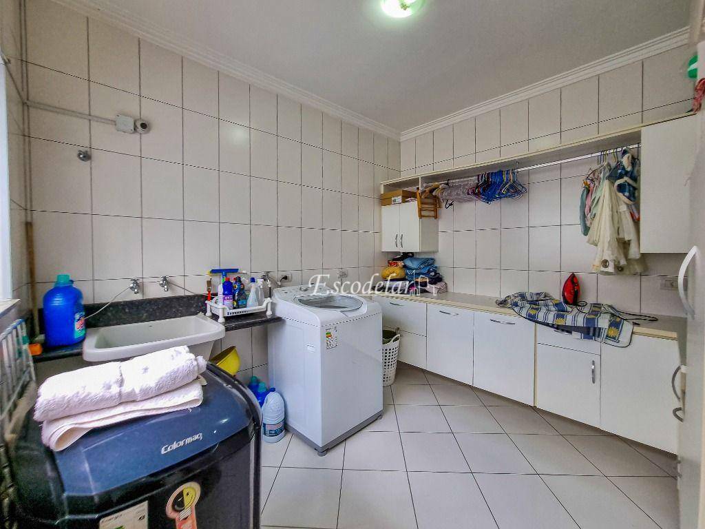 Sobrado à venda com 4 quartos, 450m² - Foto 18