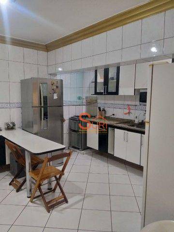 Sobrado à venda com 4 quartos, 300m² - Foto 5