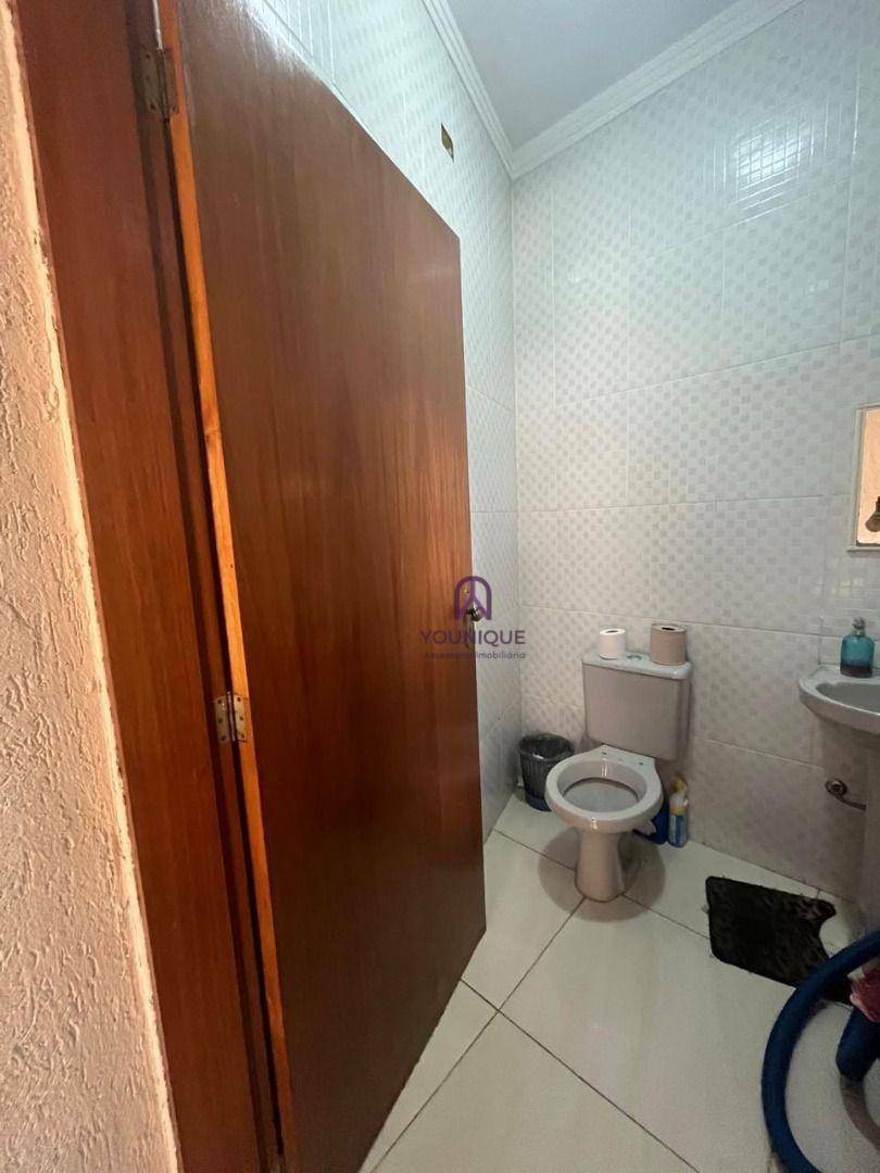 Casa à venda com 3 quartos, 1556m² - Foto 9