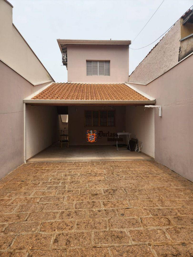 Sobrado à venda com 3 quartos, 124m² - Foto 1