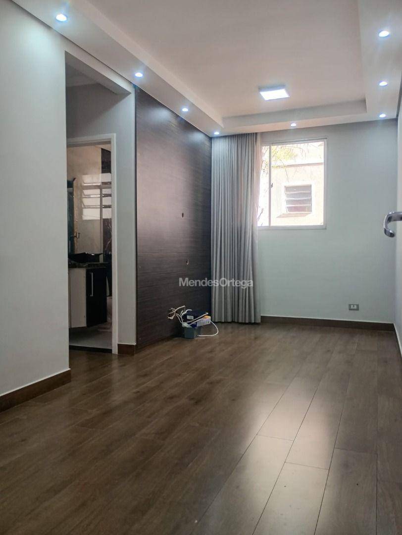 Apartamento para alugar com 2 quartos, 49m² - Foto 3