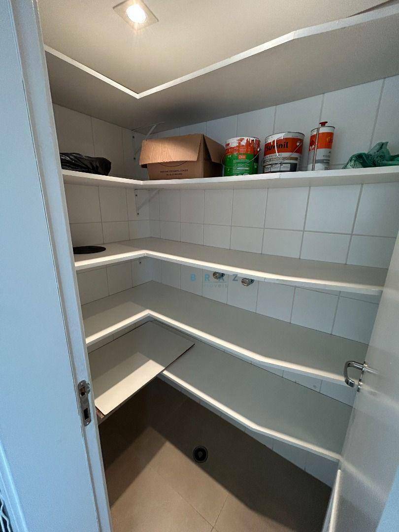 Apartamento para alugar com 2 quartos, 113m² - Foto 20