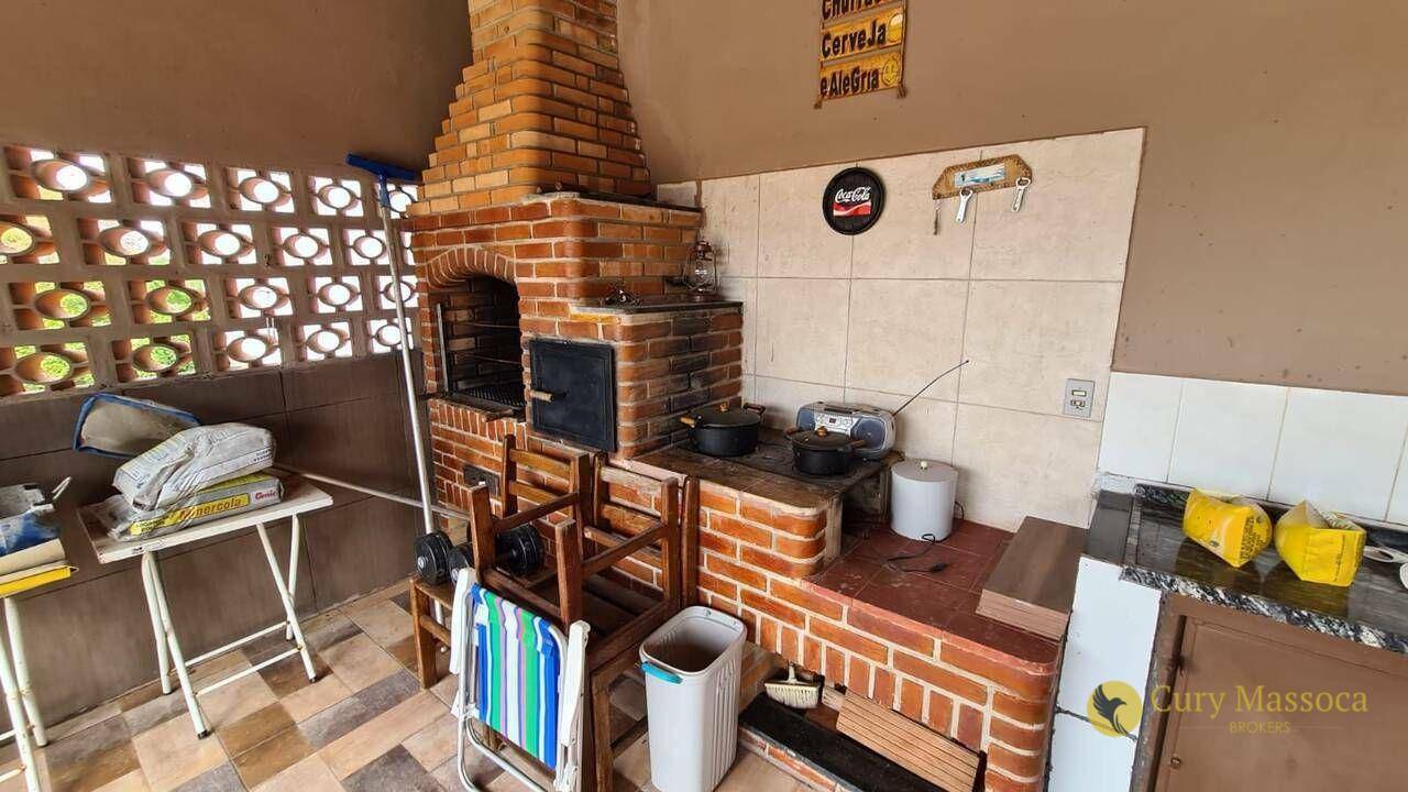 Chácara à venda com 4 quartos, 350m² - Foto 3