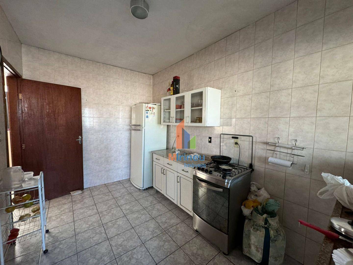 Casa à venda com 3 quartos, 150m² - Foto 7