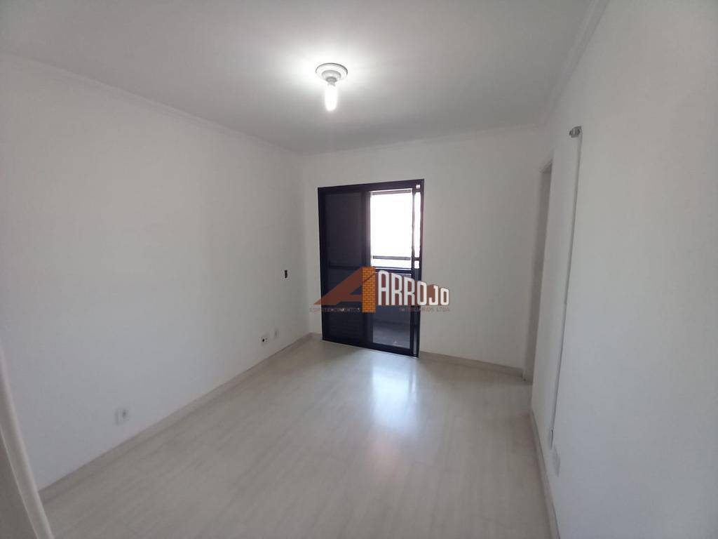 Apartamento à venda com 3 quartos, 70m² - Foto 20