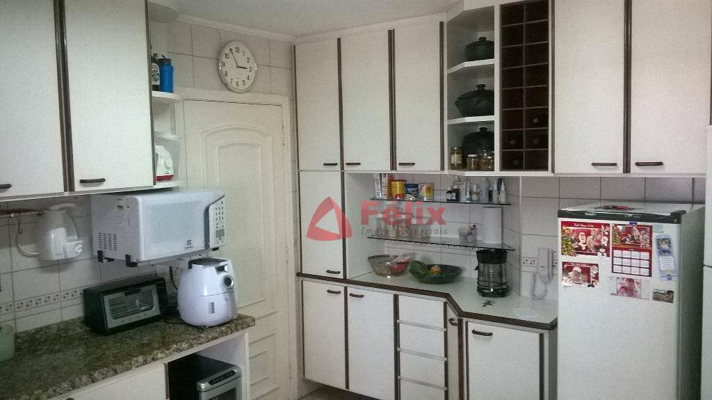 Apartamento à venda com 3 quartos, 153m² - Foto 34