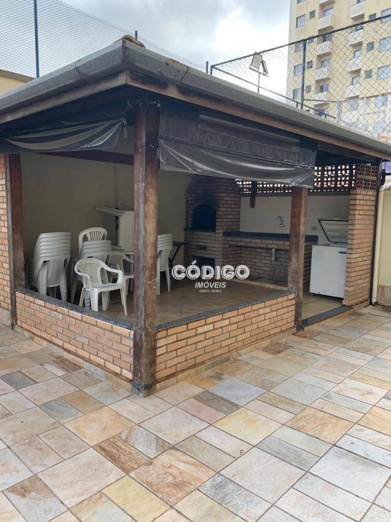 Apartamento à venda com 3 quartos, 81m² - Foto 20