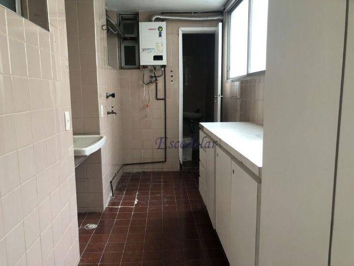 Apartamento à venda com 3 quartos, 135m² - Foto 10