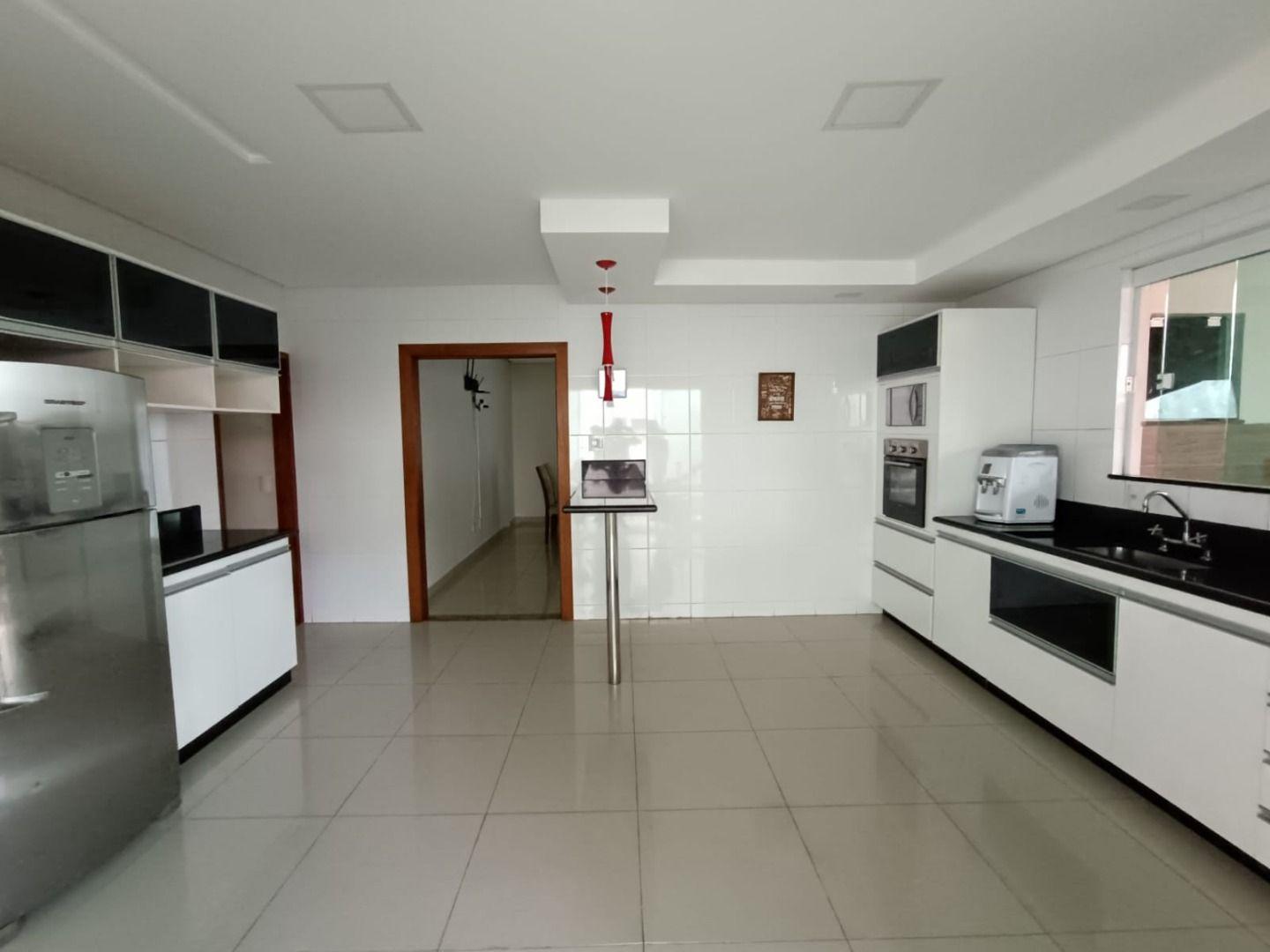 Casa à venda com 3 quartos, 260m² - Foto 7